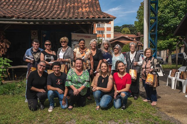 Projeto Mulheres em Cena encerra com homenagens