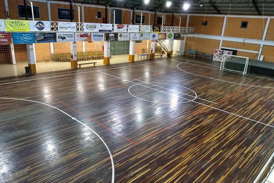 Canela conta com mais uma cancha de esportes