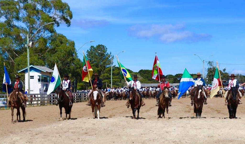 Duelo Imperador e Imperatriz da Serra