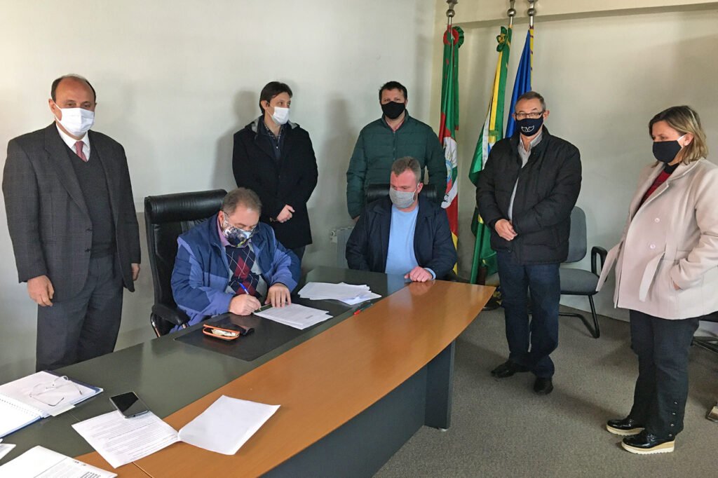 Mudança de bandeira para alguns municípios da Amserra é tema de reunião extraordinária