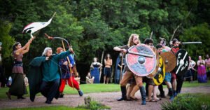 Camp Celta: Carnaval de fantasia e aventura em meio à natureza