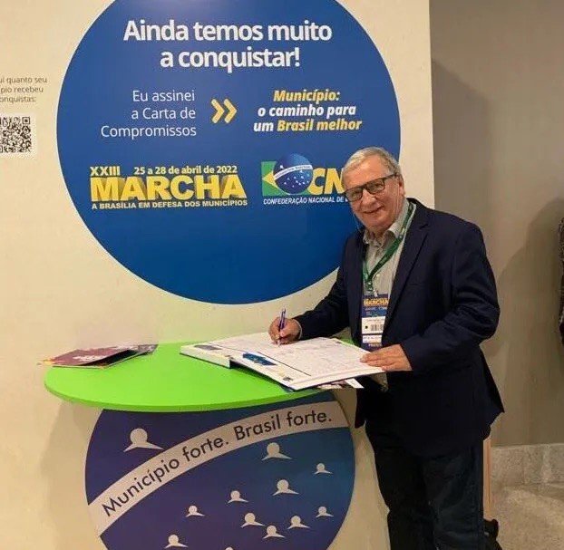 Presidente da Amserra participa de mobilização nacional em Brasília