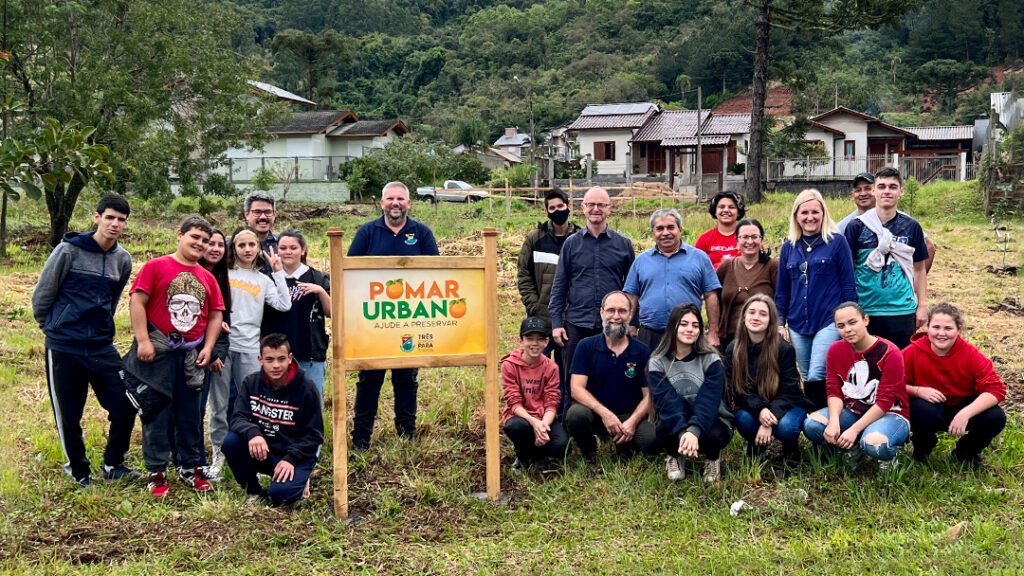 Projeto Pomar Urbano vai arborizar bairros de Três Coroas