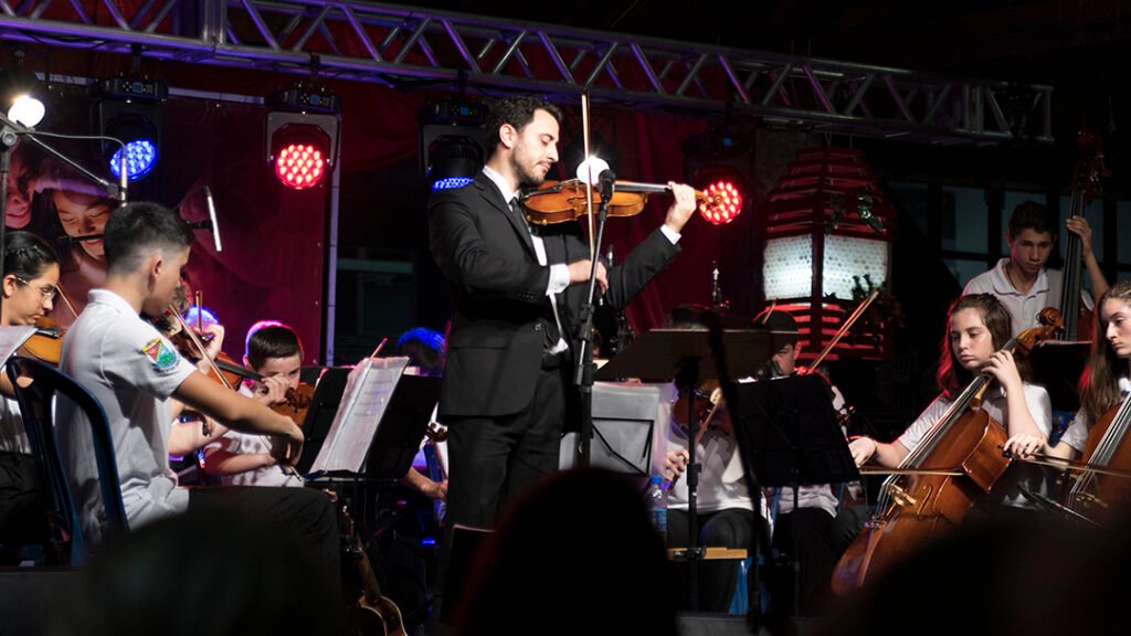 Com Concerto da Orquestra HSM foi aberto o Natal na Cidade Verde, em Três Coroas