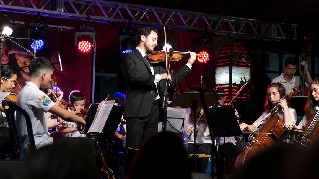 Com Concerto da Orquestra HSM foi aberto o Natal na Cidade Verde, em Três Coroas