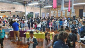 Festa de Páscoa encanta as crianças no Centro Social Padre Franco