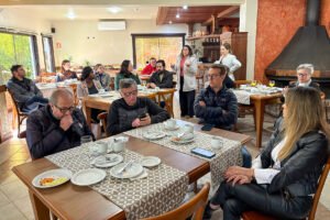 ACIC promove café da manhã e lança Núcleo do Comércio em Canela