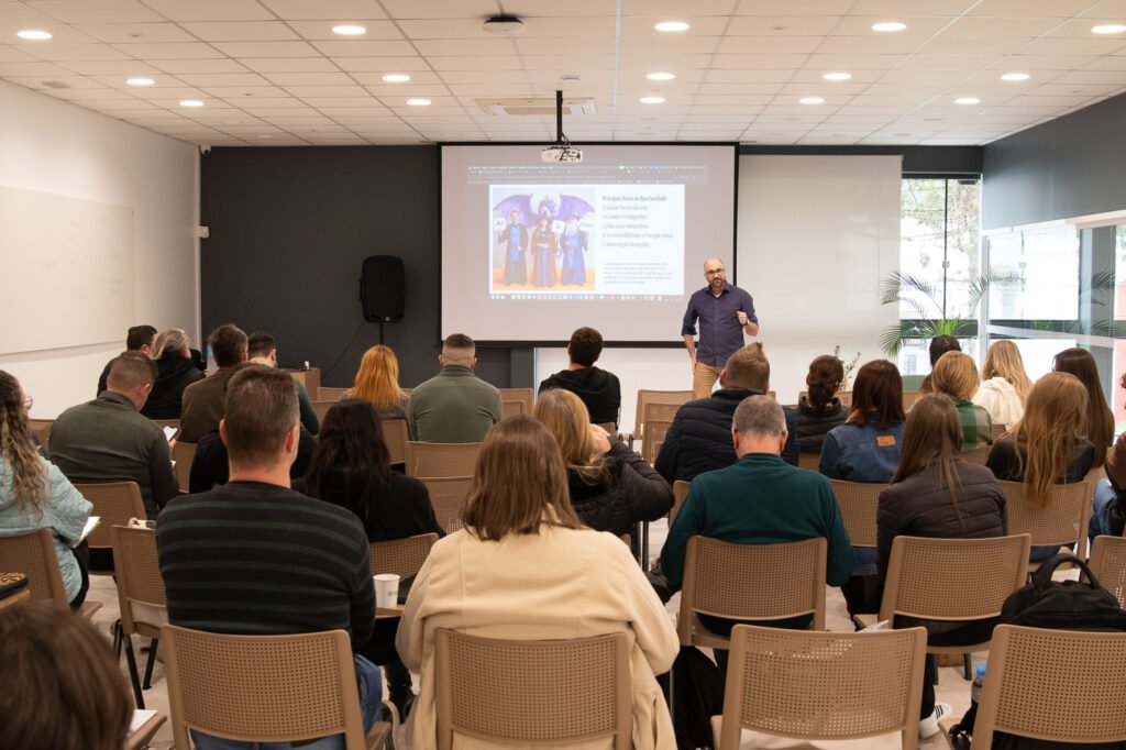 Amserra promove workshop sobre Inteligência Artificial para servidores municipais