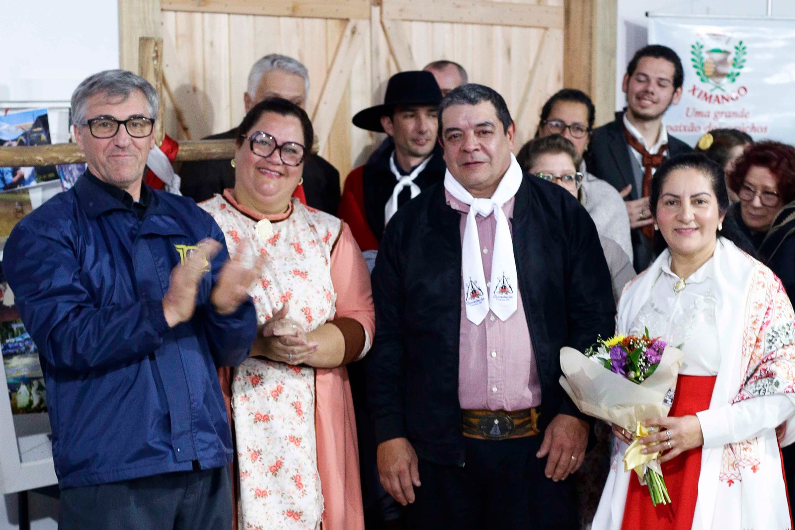 Homenagens e emoção marcam a abertura dos Festejos Farroupilhas em Canela
