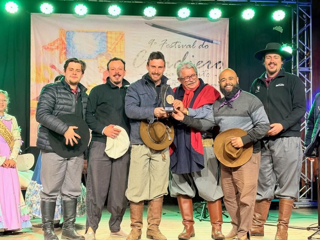 Grupo Retruco conquista segundo lugar no 9º Festival do Candieiro em Uruguaiana