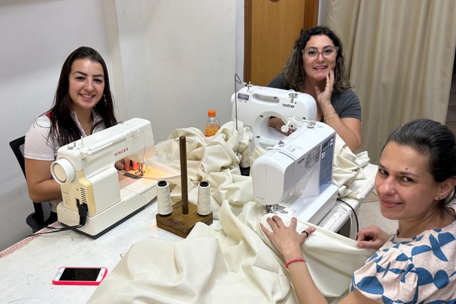 Projeto Costurar & Empoderar segue com oficinas de bonecas e iniciação à costura